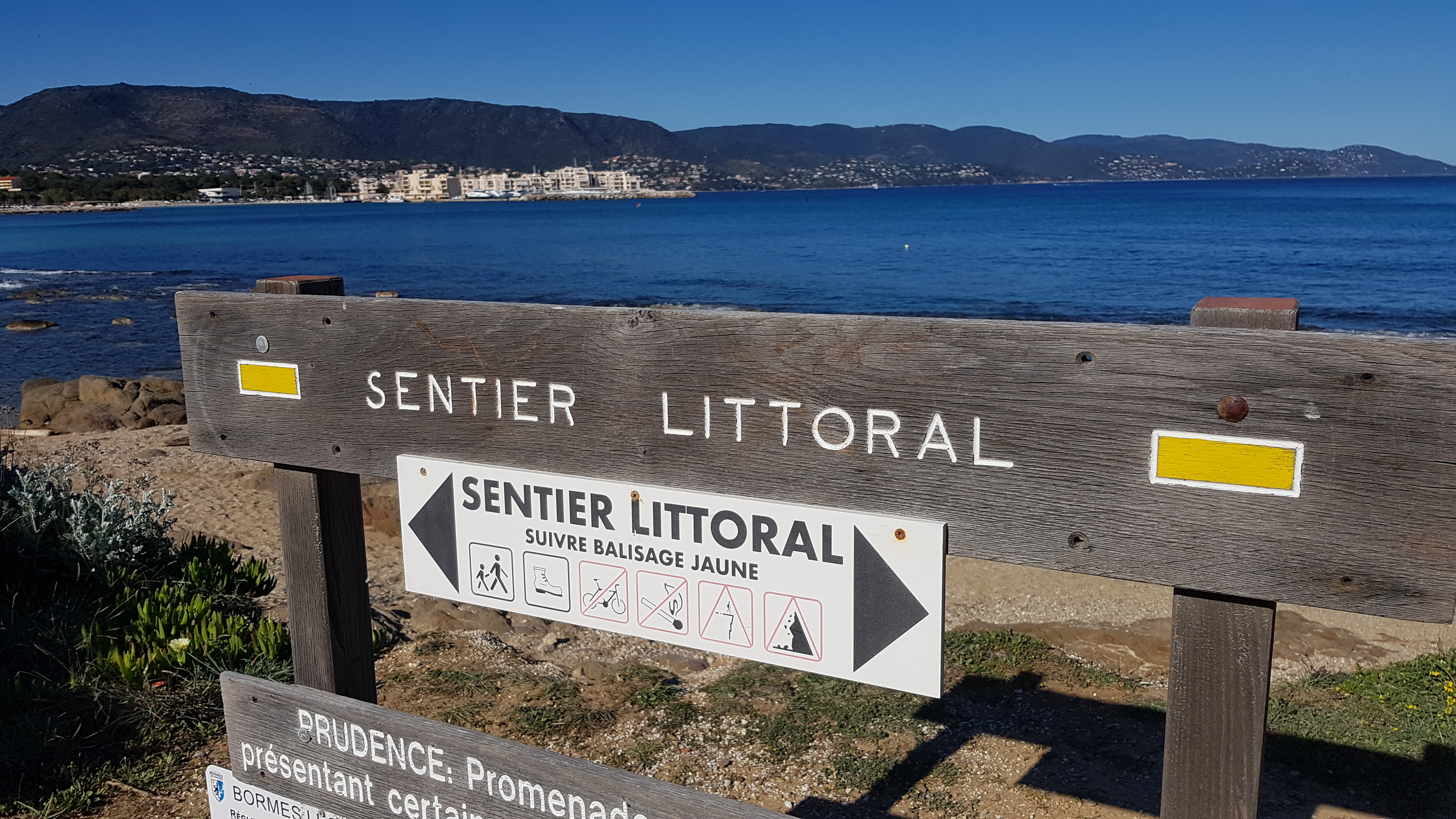 Sentier du littoral à 200m